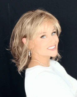 Stop Traffic Wig By Raquel Welch -Envy Sales D66E1386 43F7 4F18 869A AA1B4877F339