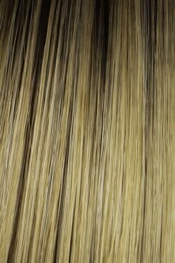 Sweetly Waved Wig By Hairdo -Envy Sales HD True2Life SS25 Rooted Ginger Blonde da931139 b092 4c1f 84de dc18a4c5baac