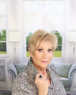 Skylar Wig By Henry Margu | Mono Top -Envy Sales HMSkylar1