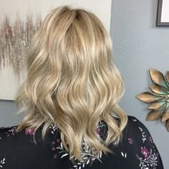 Simmer Elite Wig By Raquel Welch -Envy Sales IMG 1519