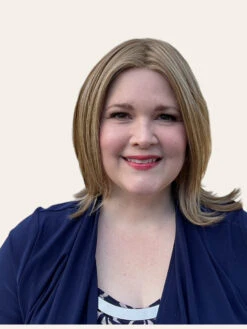 Lisa Wig By Envy | Human Hair/Synthetic Blend -Envy Sales Lisa Envy DarkerBlonde Front