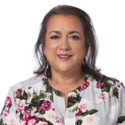 Total Topper By Toni Brattin | Heat Friendly Synthetic 24 Total Topper By Toni Brattin | Heat Friendly Synthetic -Envy Sales TB TotalTopper Product Before1