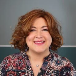 Bombshell Bob Wig By Hairdo -Envy Sales bombshellbobglazedcinn3