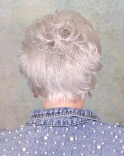 Voltage Wig By Raquel Welch 23 Voltage Wig By Raquel Welch -Envy Sales voltagewhitemistback